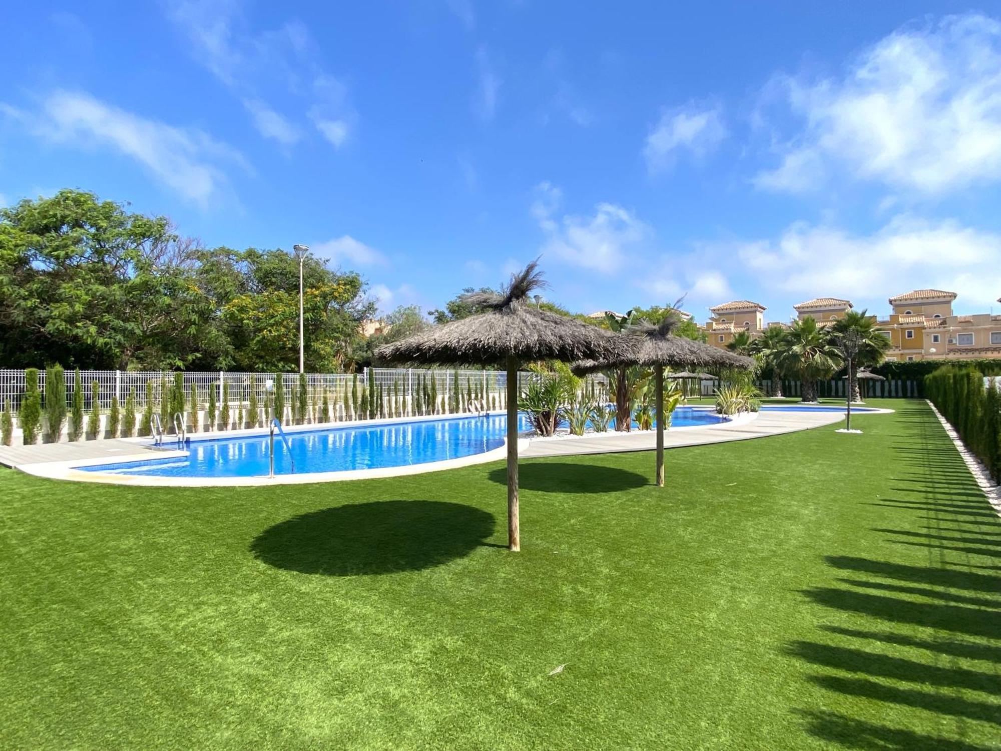 Magnifico Apartamento De Planta Alta La Isla 托雷维耶哈 外观 照片